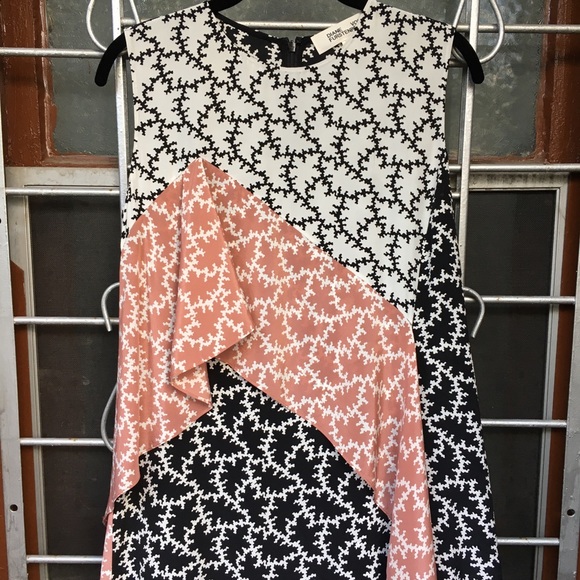 DVF pink ruffle trim midi silk print black white 6 - Picture 5 of 16